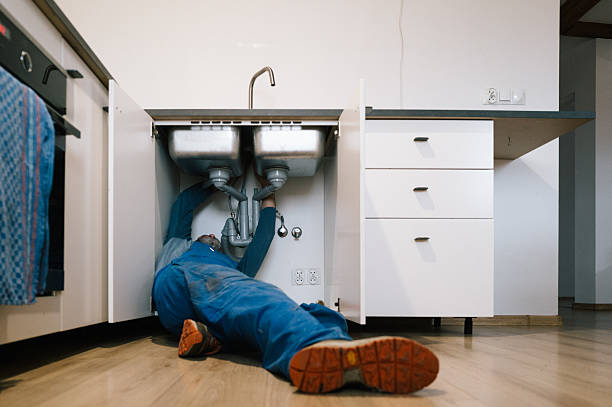 Professional Drain Cleaning technician working in Schaumburg, IL